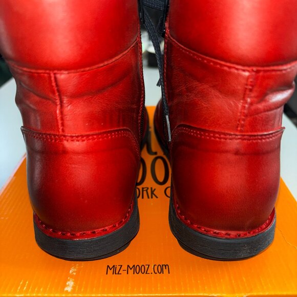NIB  Miz Mooz Prentiss Lace Up Ankle Boot Red Leather EU 38 - Picture 4 of 6
